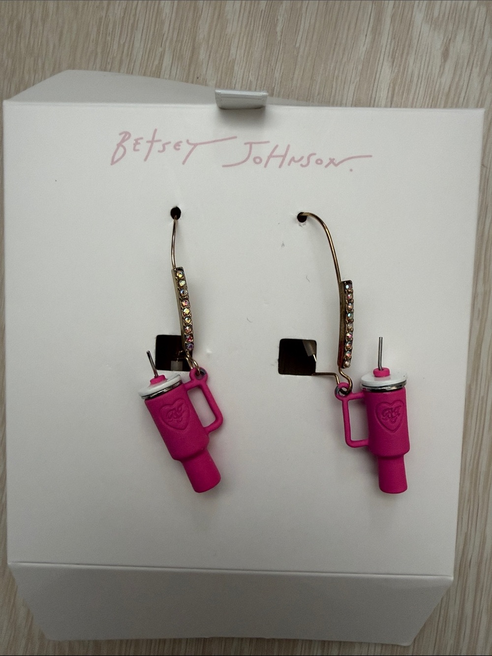 Betsey Johnson Pink & Gold Novelty Travel Mug Drop Earrings - Picture 3 of 10